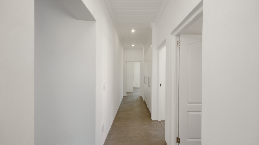 3 Bedroom Property for Sale in Struisbaai Western Cape